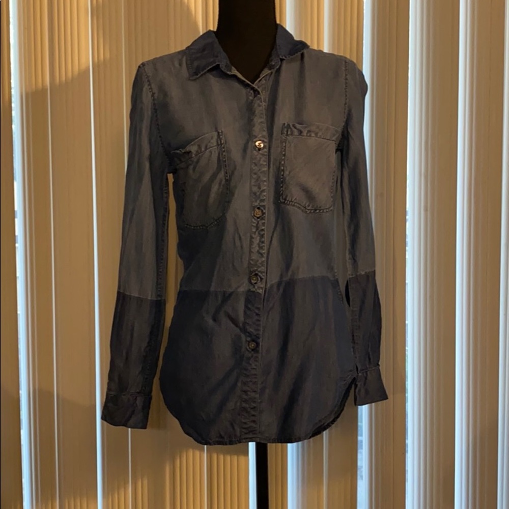 Nwot Rails Denim Button Down Xs - image 1
